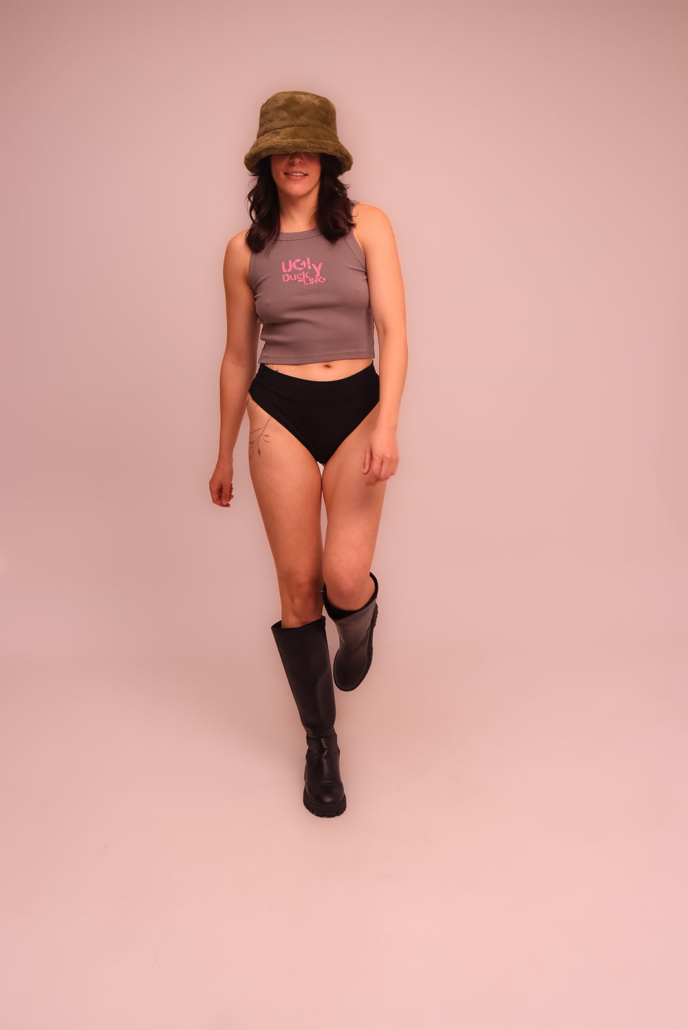 Ugly Duckling Organic Crop Tank | Faded Grey