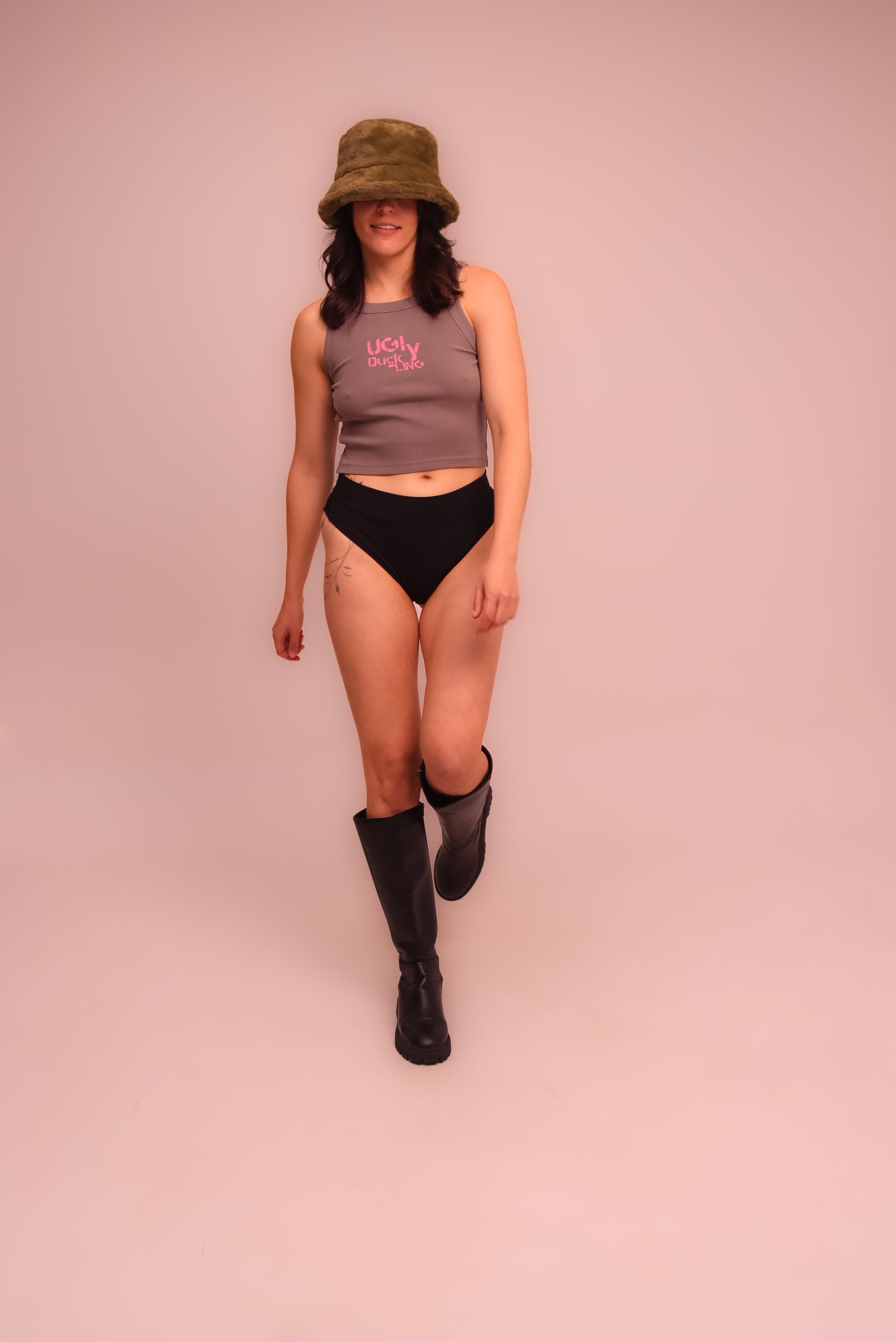 Ugly Duckling Organic Crop Tank | Faded Grey